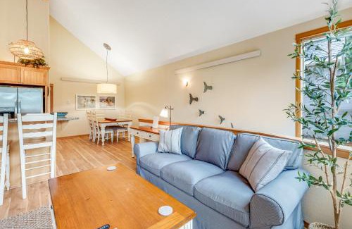 Manzanita House | Manzanita Hideaway - MCA # 1594