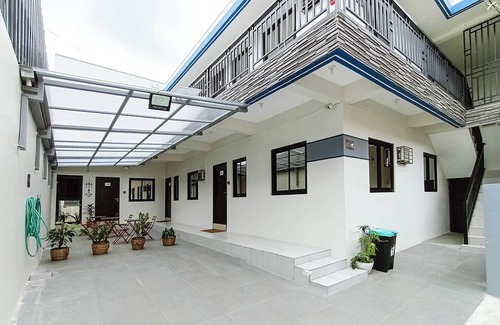 Mabini Apartment | Manzil Anilao B&B Superior bedroom U3