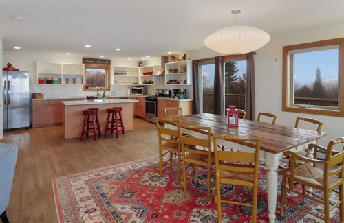 Frankfort House | Maple at Lake Bluff Preserve-Spectacular Lake Michigan Views-Sleeps 12