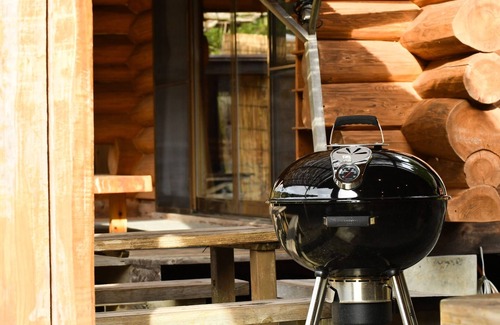 Gujo RV Rental | Maple House Capacity 10 people With separate /Gujo City Gifu