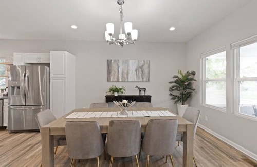 Mapleton/Fall Creek House | Mapleton: Work Friendly & Foosball Table