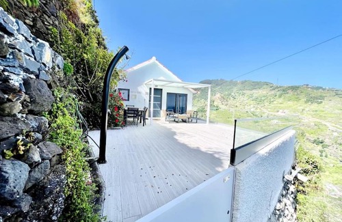 Tabua House | Mar a Vista by Your Madeira Rentals