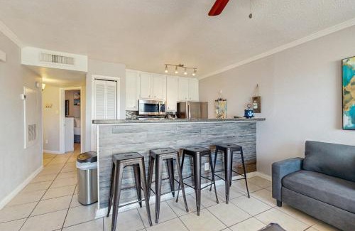 Galveston Apartment | Maravilla Condos - Anchors Away