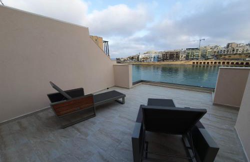 Marsaskala Apartment | Marbella Holiday Apartments - Seafront - Wifi