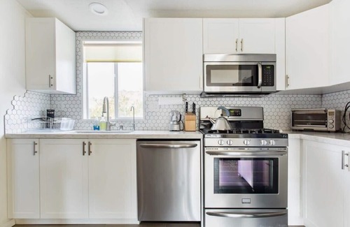 Joshua Tree Cottage | @ Marbella Lane - 10 Acres Oasis Desert Retreat!
