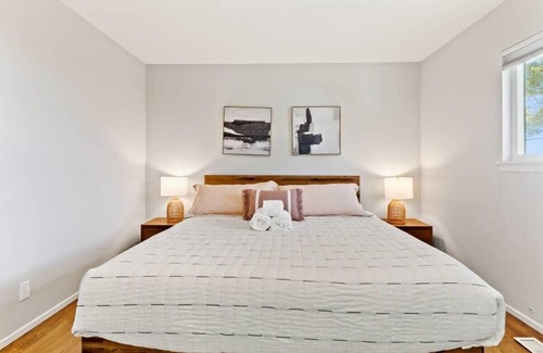 Edgemar - Pacific Manor House | @ Marbella Lane - Captivating Home in Pacifica
