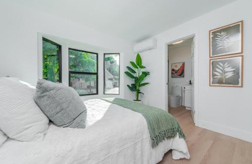 Yorba Linda House | #Marbella Lane - Classy 3BR Jewel with Open Vibe