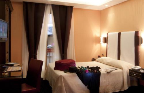 Sallustiano Hotel | Marcella Royal Hotel - Rooftop Garden