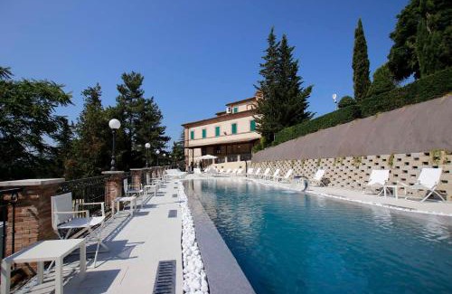 Fabriano Hotel | Marchese Del Grillo