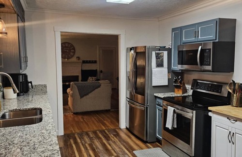 Greeneville House | MARGARET'S PLACE ON SUNNYSIDE. A charming home for countryside relaxation