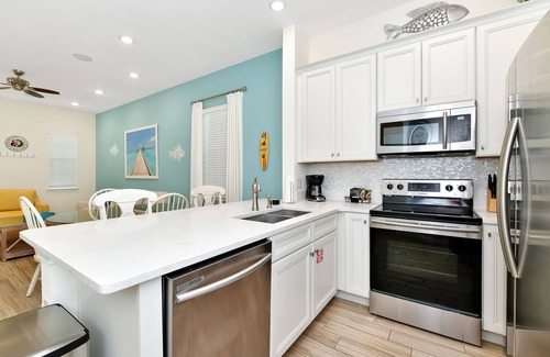West Kissimmee Apartment | Margaritaville Cottages Orlando with H2O Waterpark by Rentyl