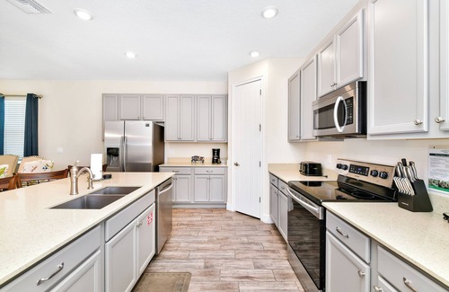 West Kissimmee Apartment | Margaritaville Cottages Orlando with H2O Waterpark by Rentyl