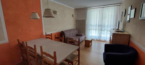 Passo del Tonale Apartment | Margherita sulla neve - trilo 200 m from slopes