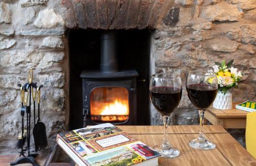 Ingleton House | Marian Cottage