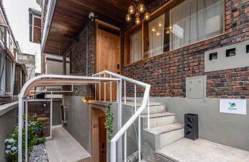 Yeonnam-dong Bed & Breakfast | Marie's House 201 Hongdae