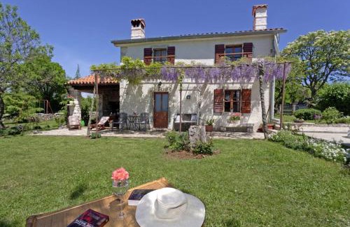Rasa House | Marija-Lorena in Gora Glušići - Haus für 4 Personen