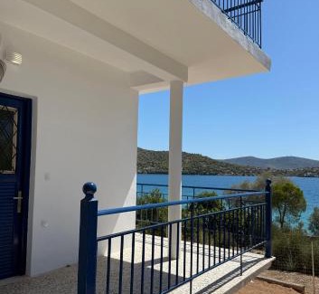 Salamis House | Marina Helios Home