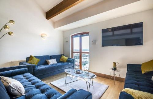 Milford Haven Apartment | Marina View - 3 Bedroom Apartment - Milford Marina