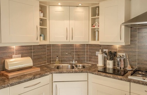 Inverkip Apartment | Marina View Apartment