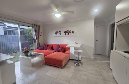 Banksia Beach Apartment | Marina Views