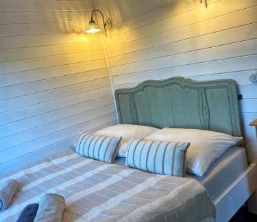 Ruzova Other | Maringotka České Švýcarsko