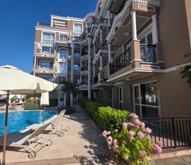 Sunny Beach Apartment | Marino Mar Deluxe Studios, Sauna Indoorpool Spa & Wellness inclusive