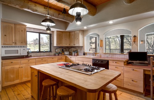 Steamboat Springs Bed & Breakfast | Mariposa Lodge B&B