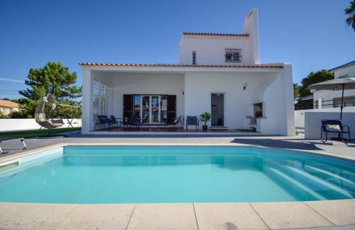Corroios House | Marisol Village