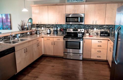 Ocean Shores Apartment | Maritime Refuge Condominium