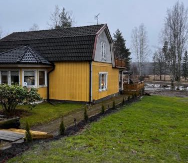 Orebro Villa | Mark Villan
