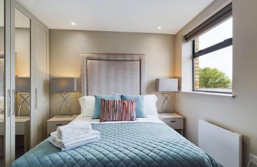 Belfast Apartment | Marlborough Apartment on Lisburn Road by Lesley
