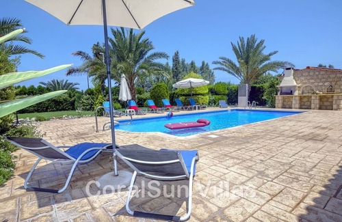 Ayia Marina Chrysochous Villa | Marlin Beach Front Luxury Villa - 4 Bedrooms
