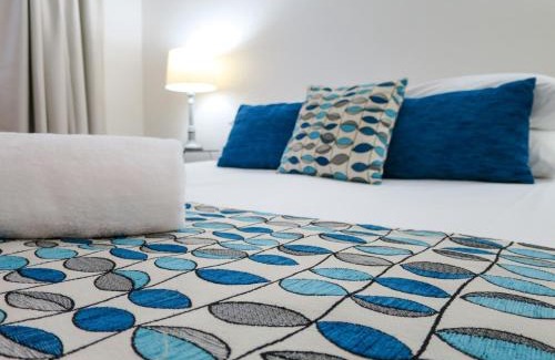 Palm Cove Apartment | Marlin Waters Beachfront Apartments