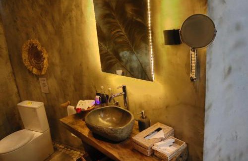 Kenderan House | Marni alas villa ubud