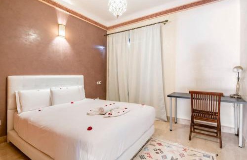 Agdal Apartment | Marrakech flat with swimming pool & sunny garden