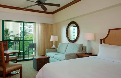 Ko Olina Resort | Marriott's Ko Olina Beach Club - Studio Room 2