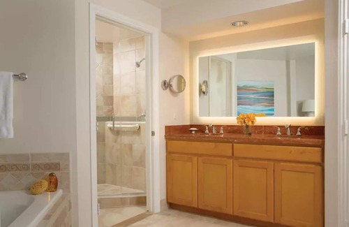 Newport Coast Hotel | Marriott's Newport Coast Villas- 2 Bedroom 2 Bath Full Resort Access