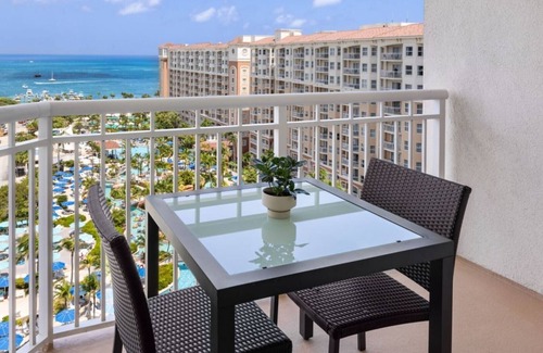 Arashi Resort | Marriott’s Aruba Surf Club: Your Family’s Caribbean Playground Awaits-Studio