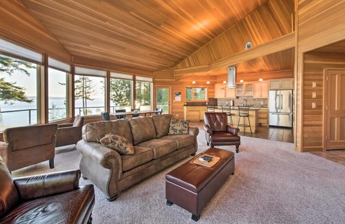 Marrowstone House | Marrowstone Island Home 20 Mins to Port Townsend!