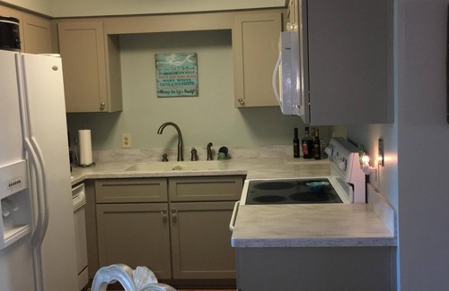 Saint Simons Heights Condo | Marsh Front - Three Bedroom - Walk to Redfern Village