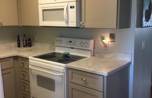 Saint Simons Heights Condo | Marsh Front - Three Bedroom - Walk to Redfern Village