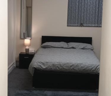 Luton House | Marsh road