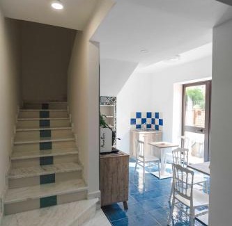Buonvicino Bed & Breakfast | Marsole Bed and Breakfast