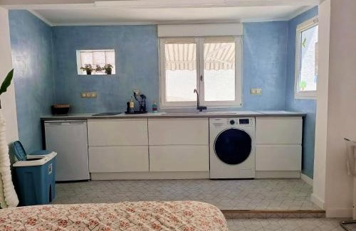 Martigues House | MARTIGUES Adorable petite guest house