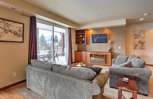 Manson Apartment | Marvelous Manson Condo, Steps to Lake Chelan Beach