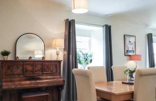 Inverness City Centre Villa | Mary Ann Villa
