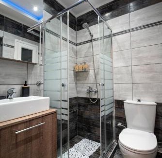 Thessaloniki Apartment | Mary's Downtown Home - a stroll away from the White Tower
