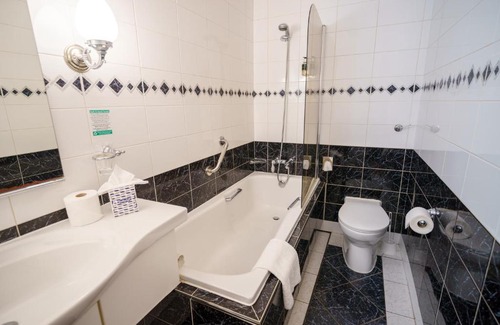 Brentwood Hotel | Marygreen Manor