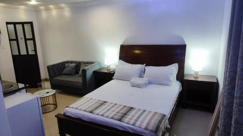 Lyndhurst Apartment | Maryhurst
