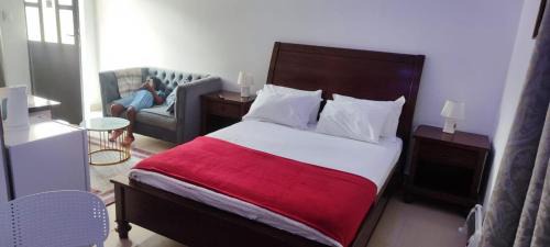 Lyndhurst Apartment | Maryhurst